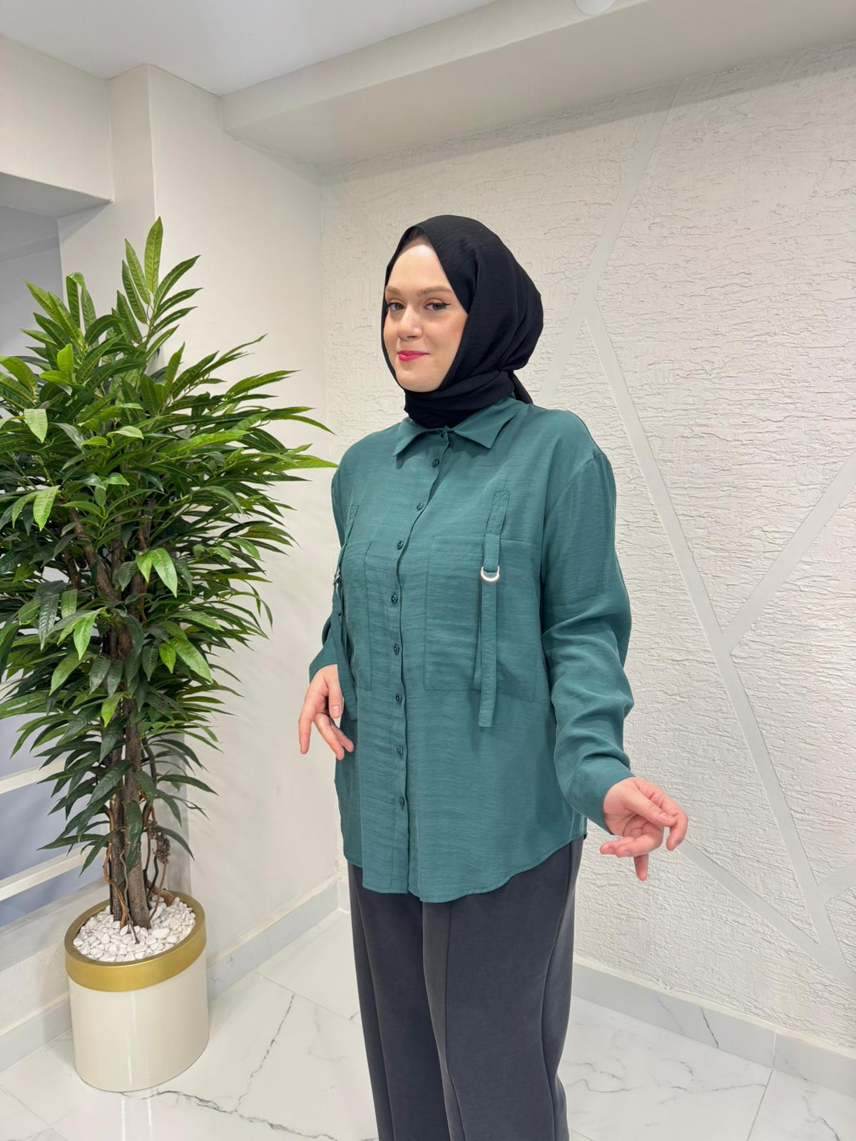 CEREMONY 26Y191 ÖNDEN İKİ CEPLİ D TOKA DETAYLI GÖMLEK ZÜMRÜT