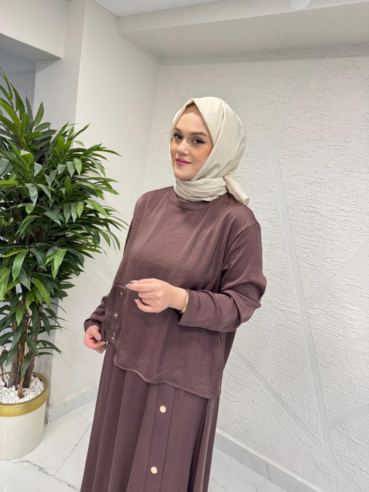 CEREMONY 26Y956 BLUZU VE ETEĞİ ÇIT ÇIT AKSESUAR DETAYLI SAPPHIRE TAKIM KAHVERENGİ