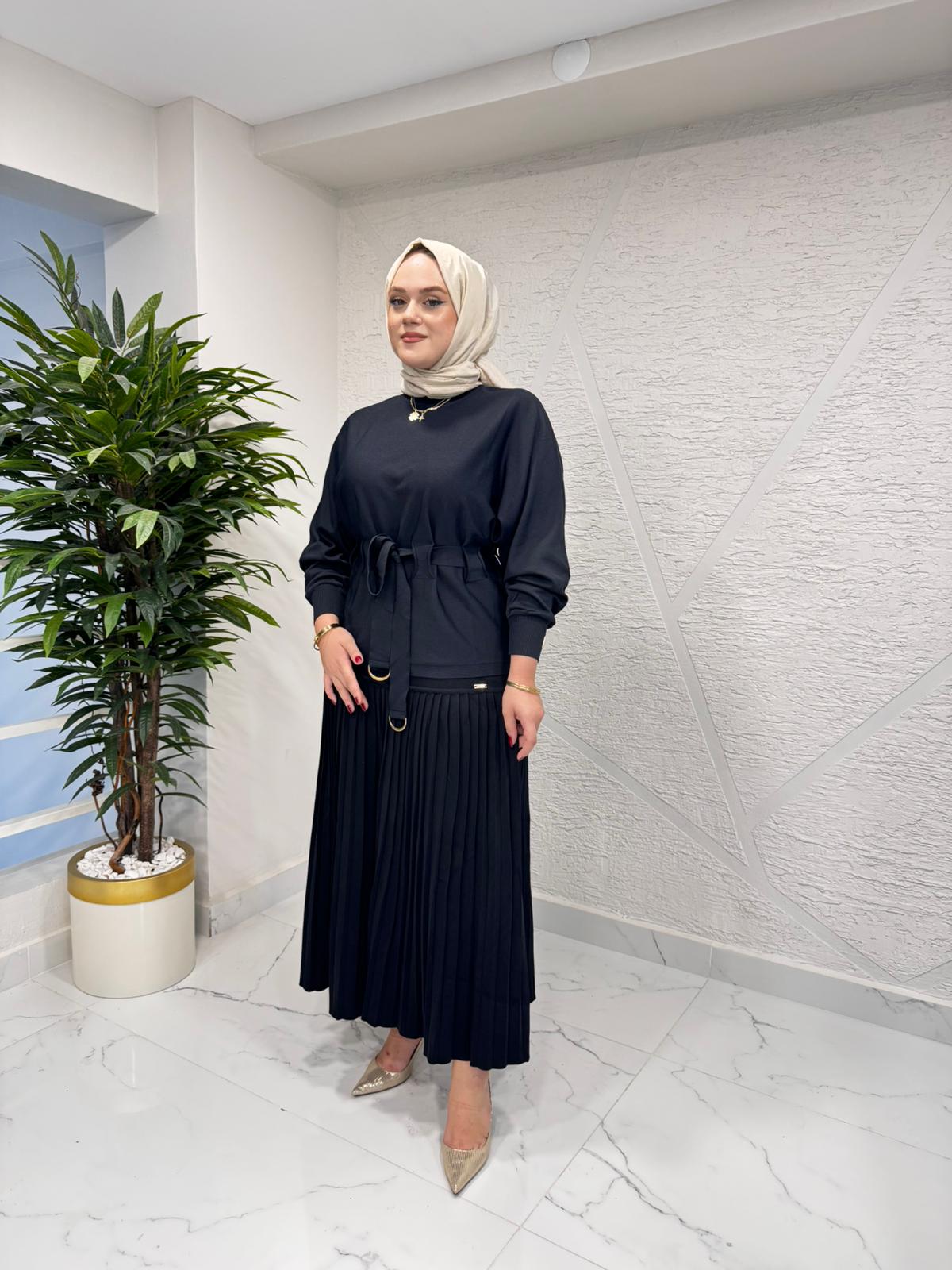 NİLİWİ 3083-3099 YARASA KOL KUŞAKLI TRİKO BLUZ PİLELİ ETEK TAKIM SİYAH