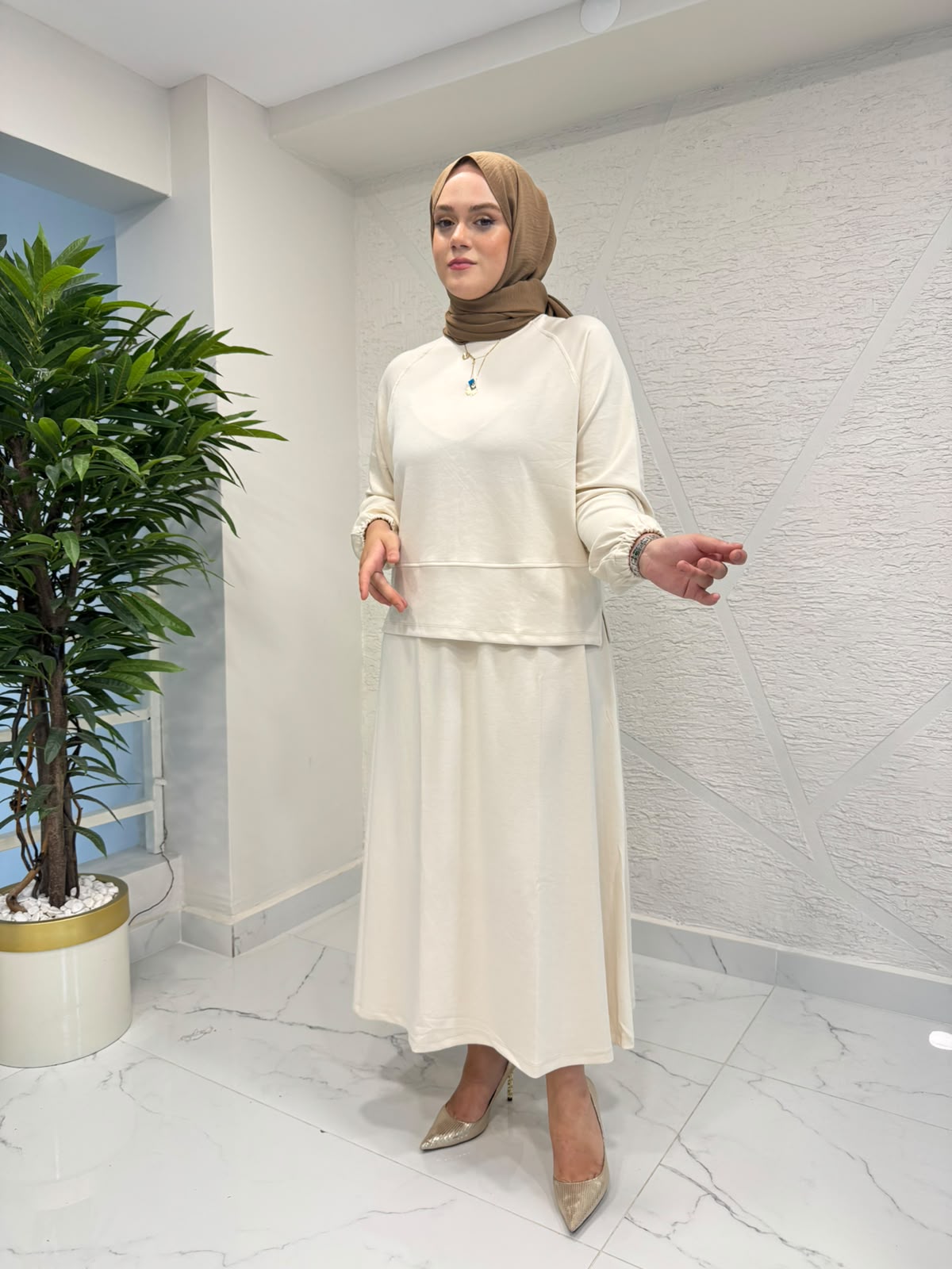 MİHRAN 3111 OYSHO ETEKLİ TAKIM BEJ