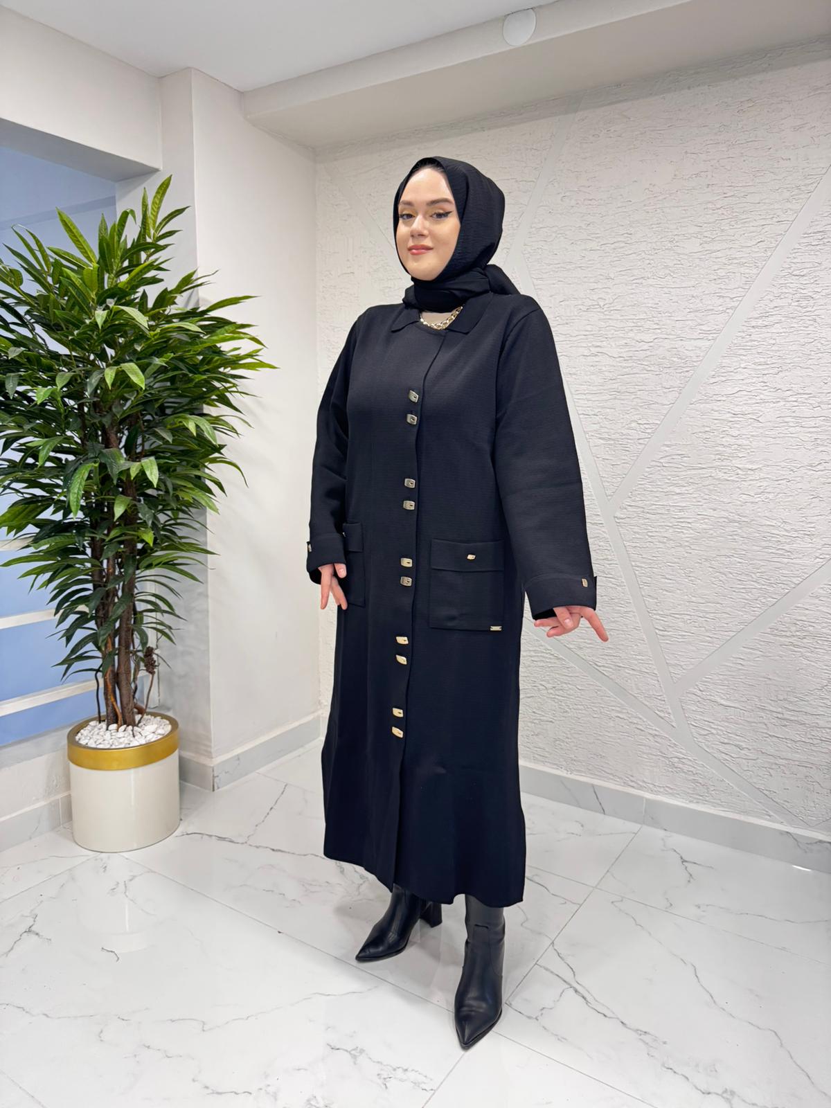 NİLİWİ 3114 KOLLARI VE CEBİ DUBLE UZUN TRİKO HIRKA SİYAH