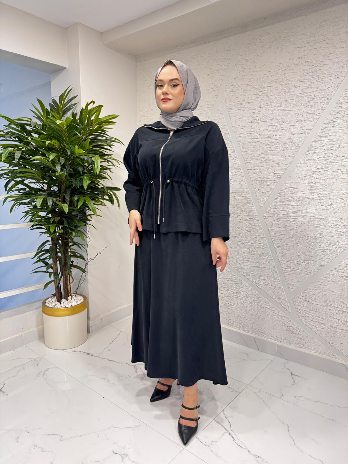 İKOL 36191 KESİK DETAYLI BELİ TÜNELLİ TAKIM SİYAH