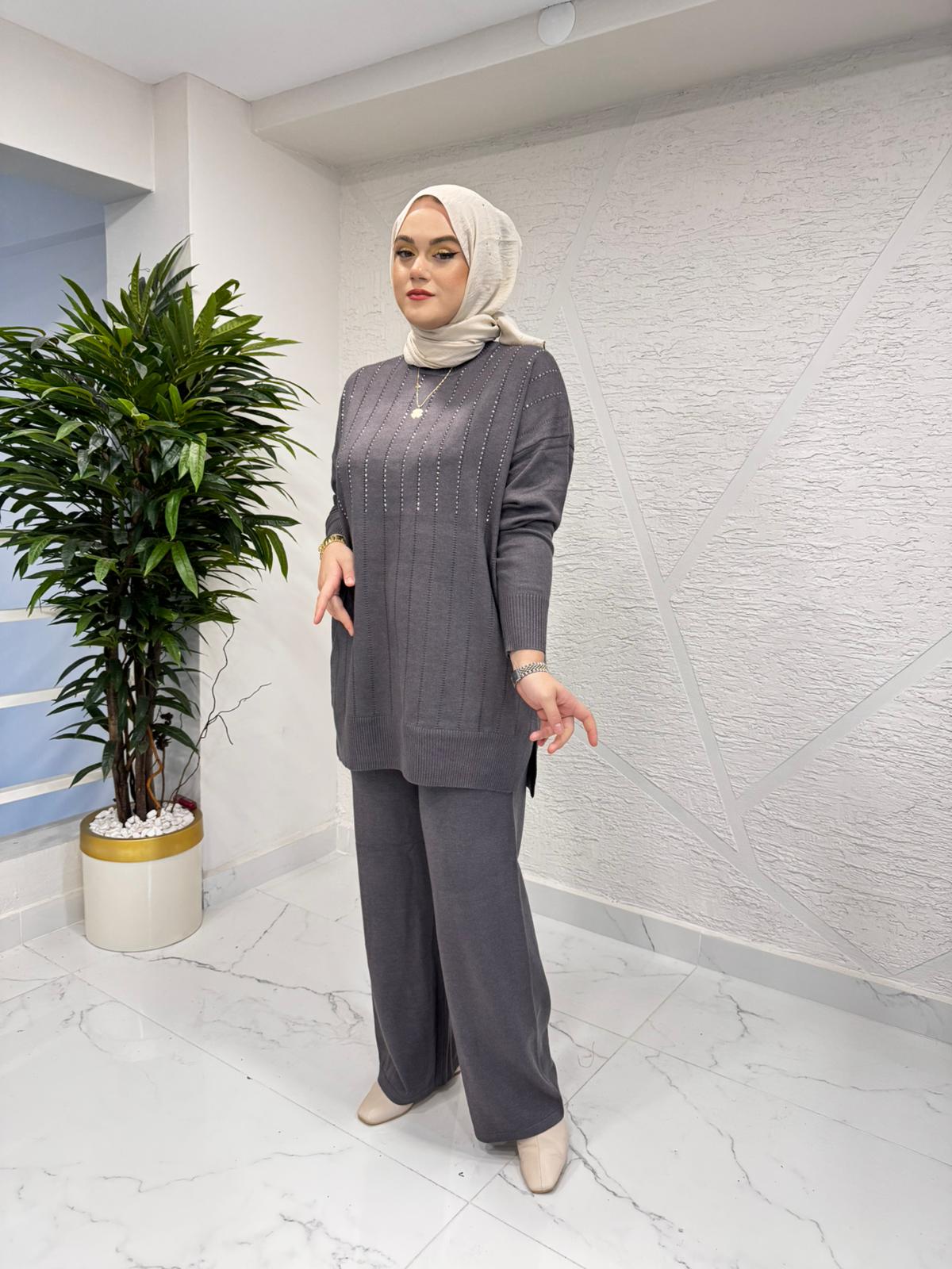 FUAT GÜRŞEN 4350 BLUZU TAŞ İŞLEMELİ PANTOLON TAKIM GRİ