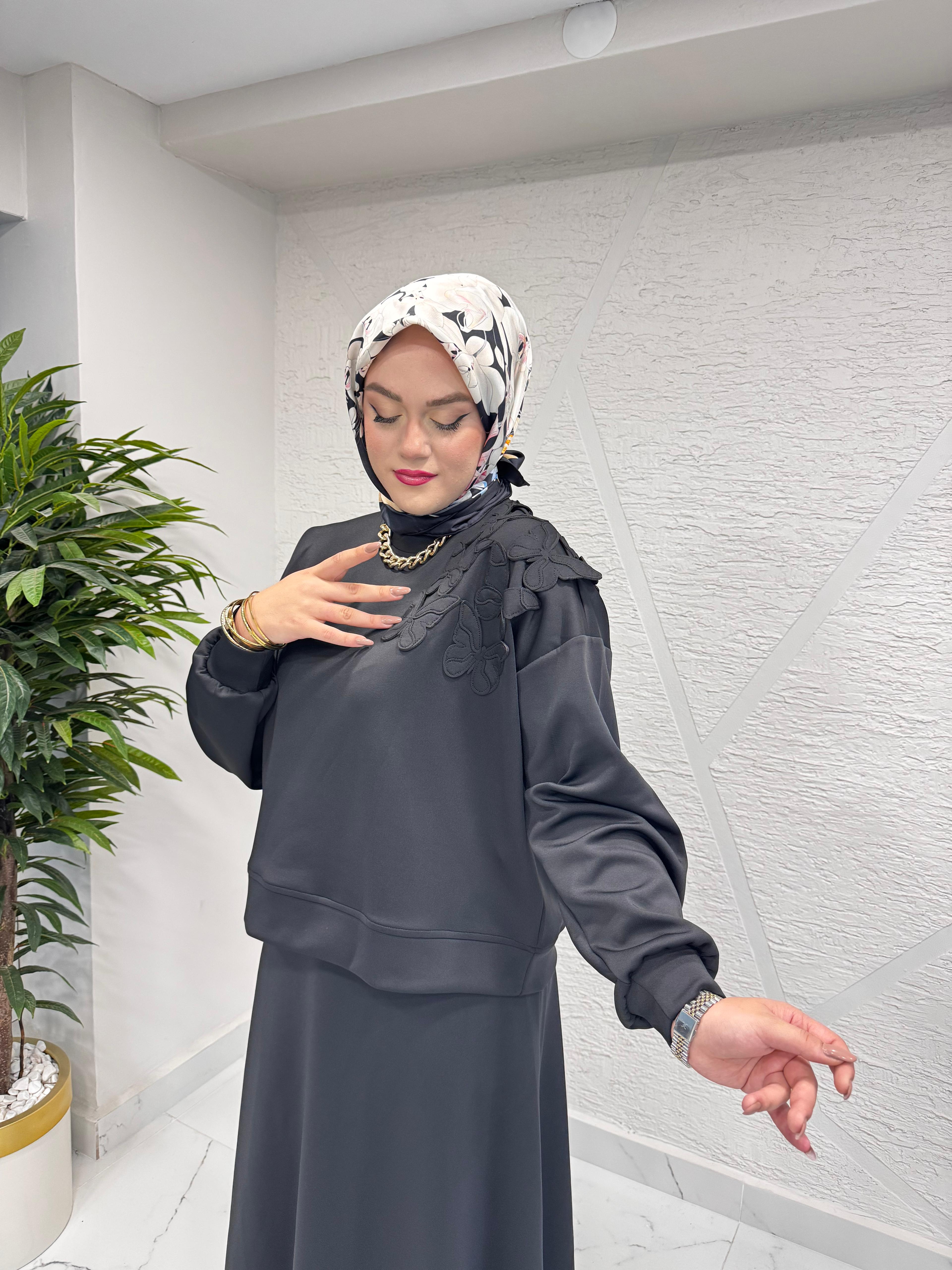 MISSEMRAMISS 4871 ALAERA NAKIŞLI BLUZLU TAKIM SİYAH