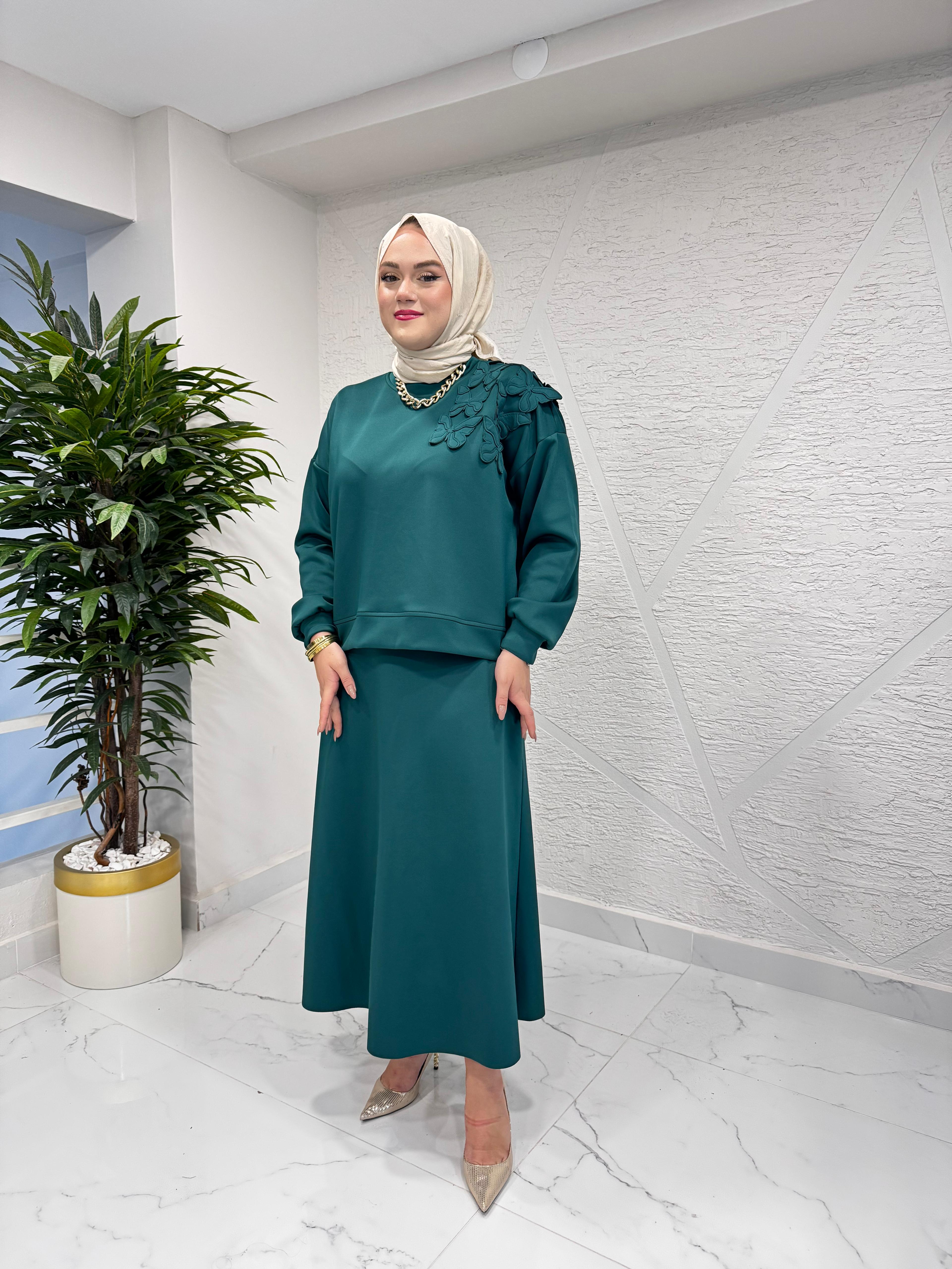 MISSEMRAMISS 4871 ALAERA NAKIŞLI BLUZLU TAKIM ZÜMRÜT