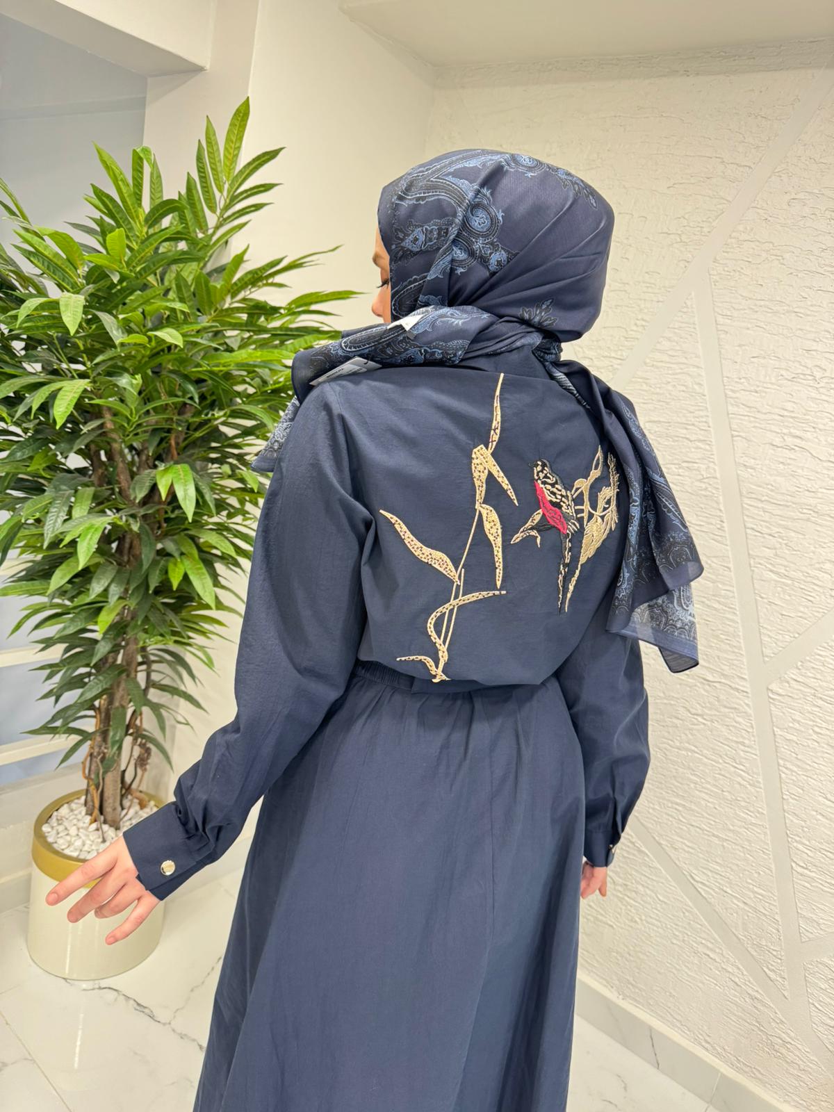 MISSEMRAMISS 5280 NAKIŞLI KEMERLİ ELBİSE LACİVERT