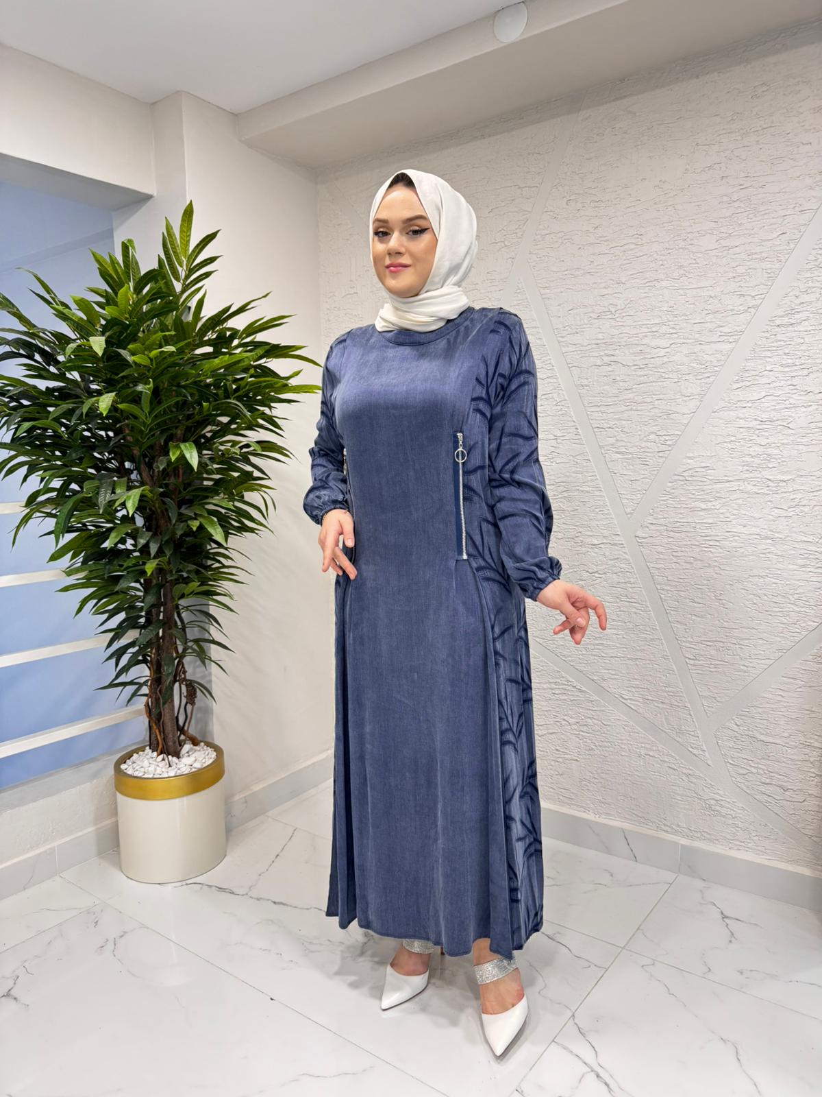 CLEMENCE 5401 FERMUAR DETAYLI İPEK ELBİSE LACİVERT