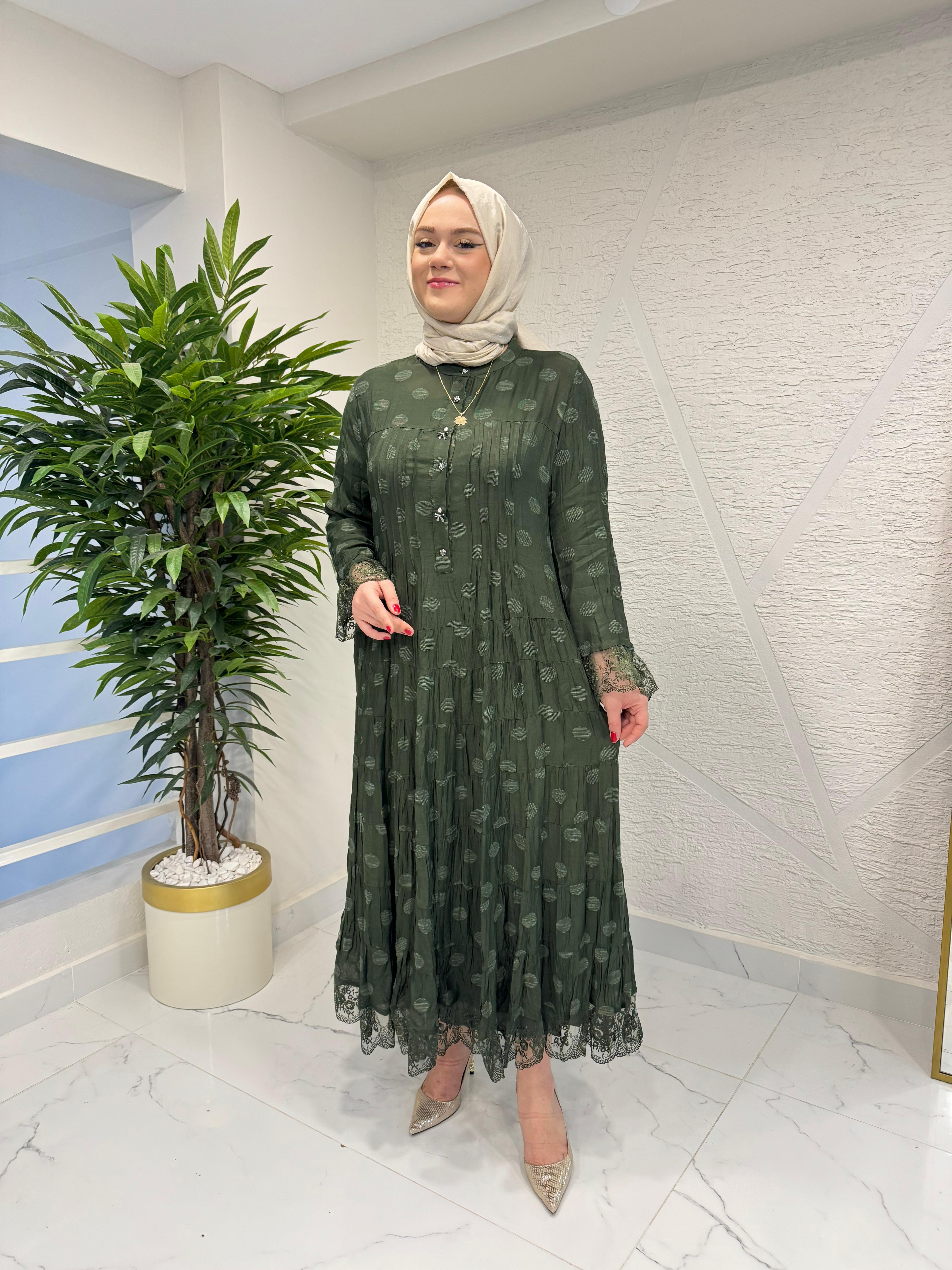 LISSMORE 6303 KOL UCU VE ETEK UCU DANTEL DETAYLI ELBİSE HAKİ