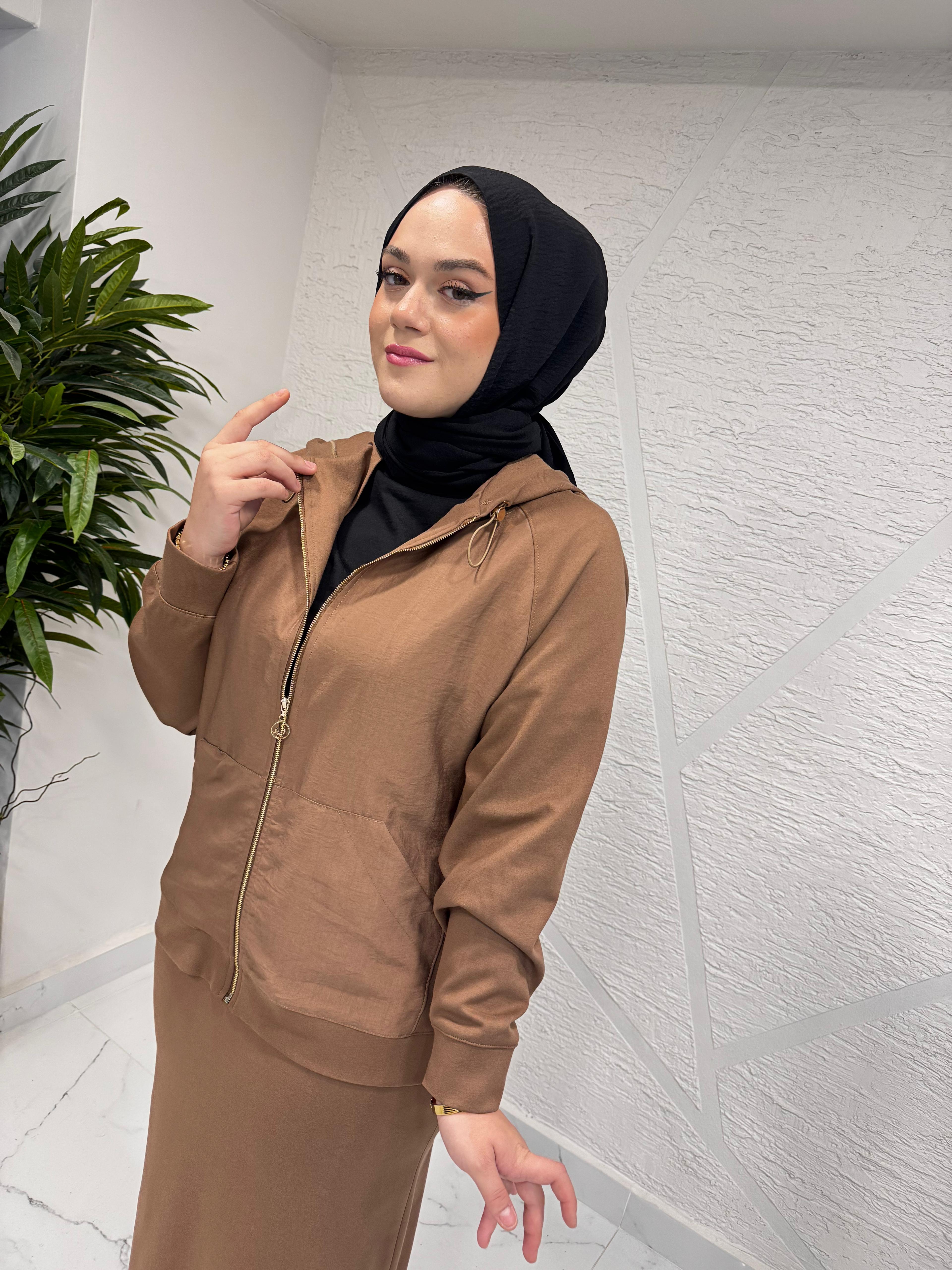 CEREMONY 6865 ÖNDEN FERMUARLI DUBAI GARNİLİ KAPÜŞONLU CEKET CAMEL