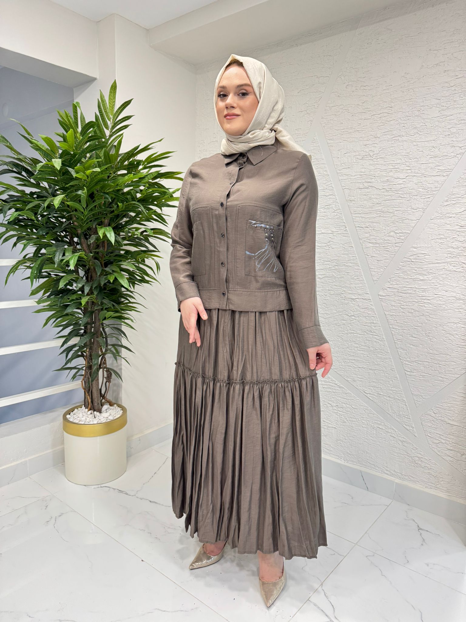 CEREMONY 26Y907 CEBİ BASKILI ETEĞİ KRAŞLI TAKIM KAHVERENGİ