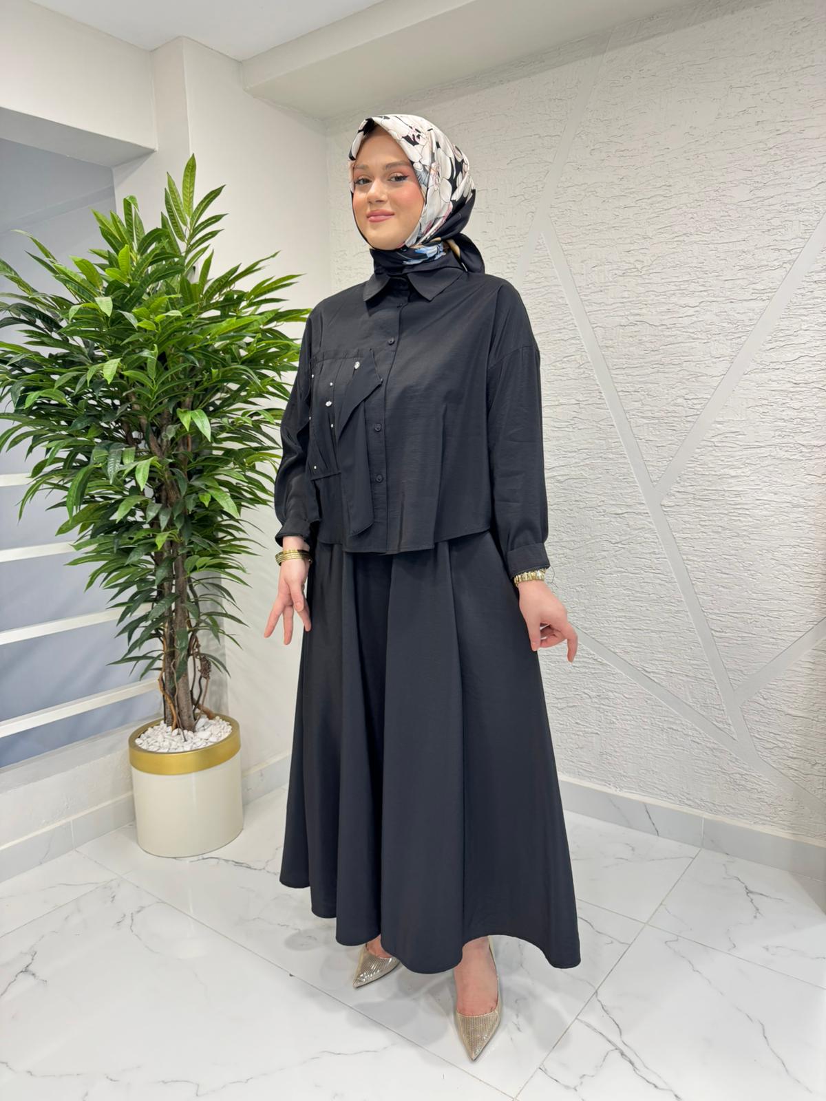 CEREMONY 26Y913 SAĞ ÖN BEDENİ ŞİFON DETAYLI KRAŞ VE TAŞ SÜSLEMELİ ETEKLİ DUBAİ TAKIM SİYAH