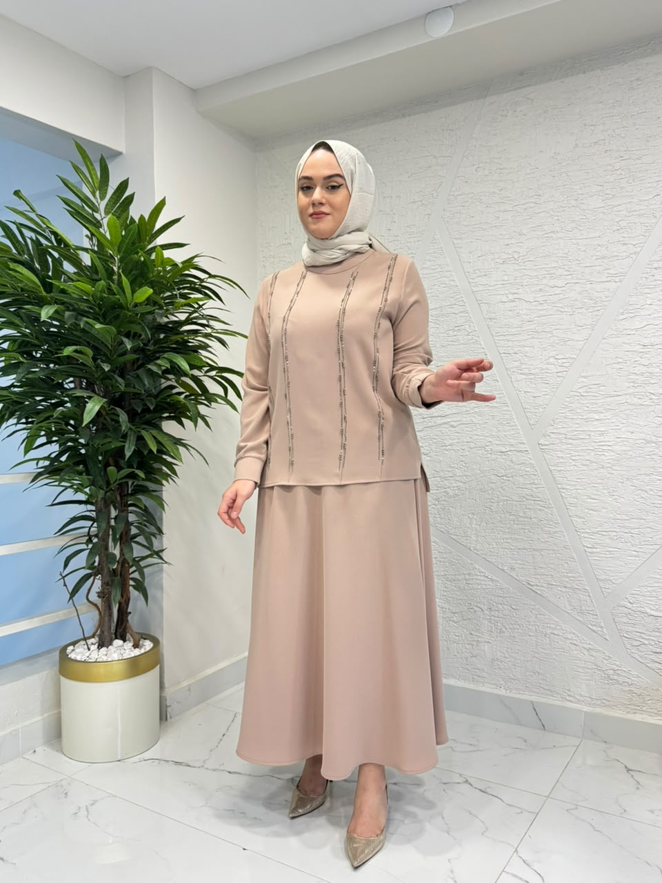 CLEMENCE 1383 NİL KREP ETEKLİ TAKIM BEJ