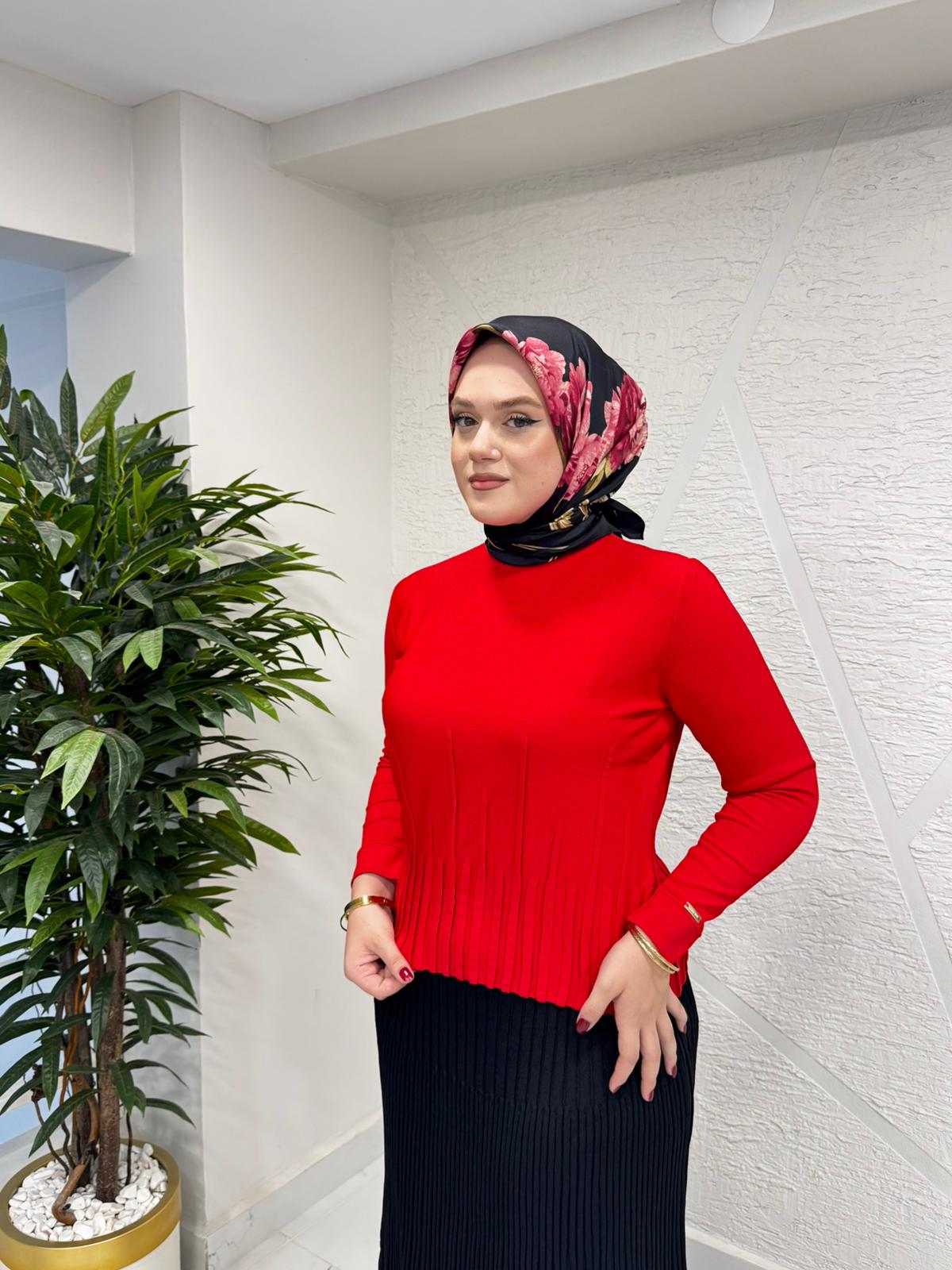 NİLİWİ 3076 KISA UZUN BEKLETMELİ TRİKO BLUZ KIRMIZI