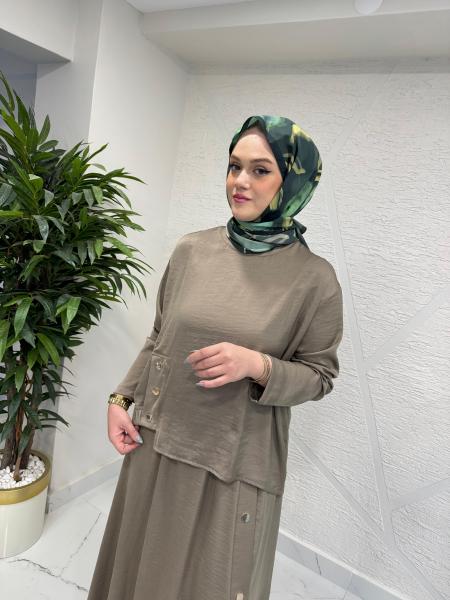 CEREMONY 26Y956 BLUZU VE ETEĞİ ÇIT ÇIT AKSESUAR DETAYLI SAPPHIRE TAKIM KÜF