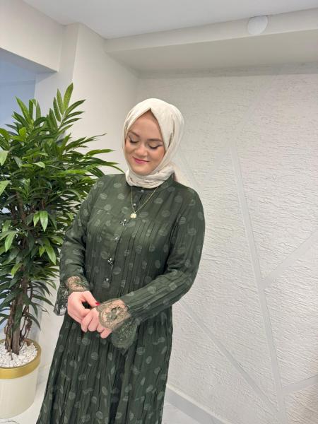 LISSMORE 6303 KOL UCU VE ETEK UCU DANTEL DETAYLI ELBİSE HAKİ