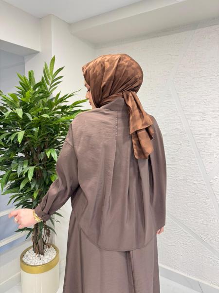 CEREMONY 26Y913 SAĞ ÖN BEDENİ ŞİFON DETAYLI KRAŞ VE TAŞ SÜSLEMELİ ETEKLİ DUBAİ TAKIM KAHVERENGİ