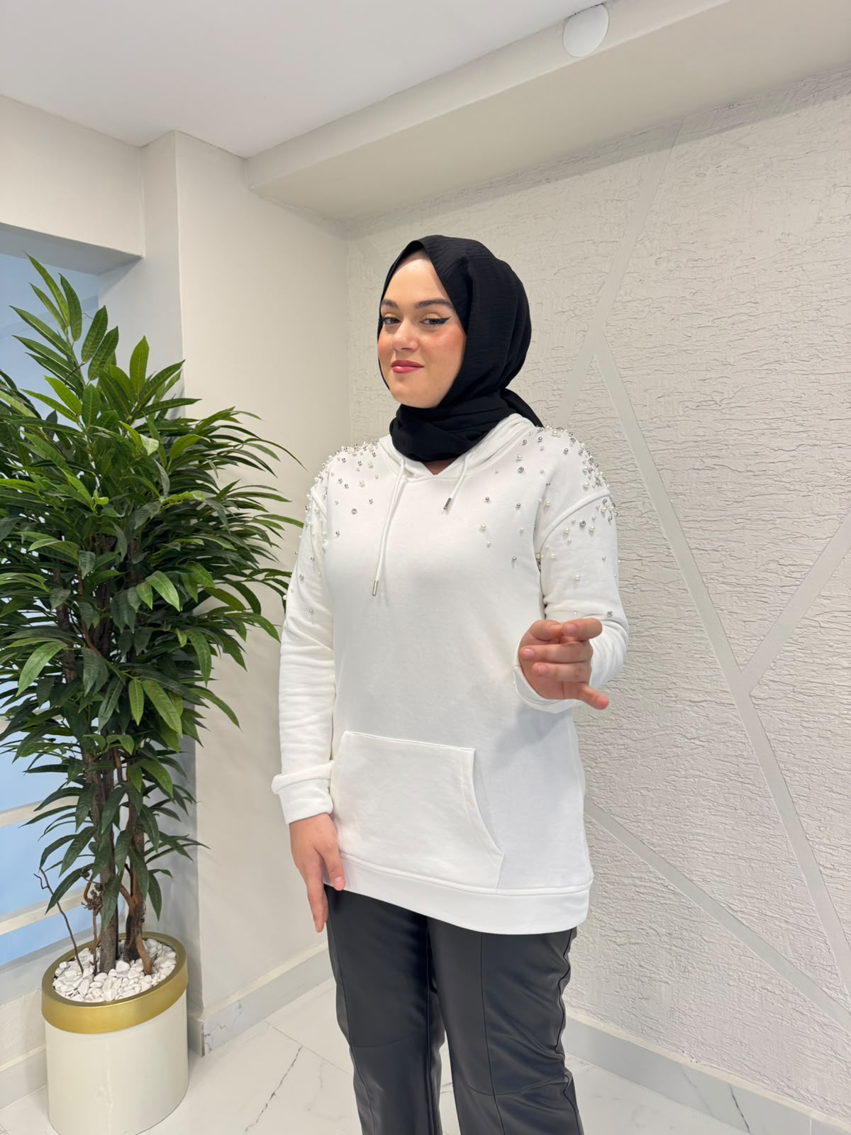 WENNORA 2018 İNCİLİ SWEAT BEYAZ